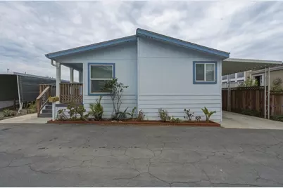 144 Holm Rd 97, Watsonville, CA 95076 - Photo 2