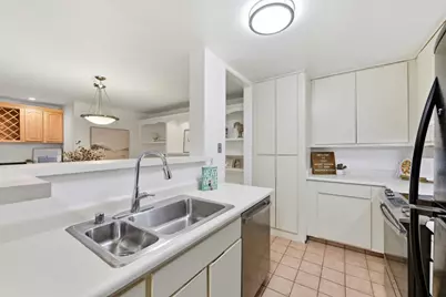 1943 Mount Vernon Court 103, Mountain View, CA 94040 - Photo 6