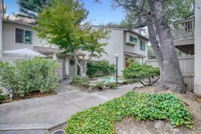 19220 Vineyard Ln, Saratoga, CA 95070 - Photo 32