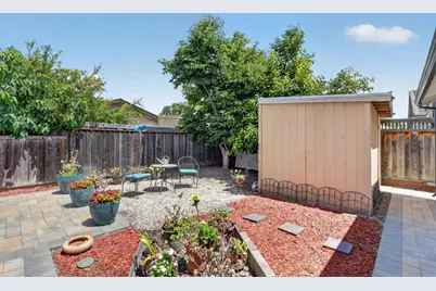 2089 Avenida De Las Flores, Santa Clara, CA 95054 - Photo 16