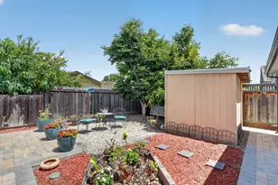 2089 Avenida de las Flores, Santa Clara, CA 95054 - Photo 16