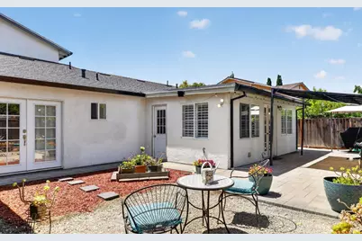 2089 Avenida De Las Flores, Santa Clara, CA 95054 - Photo 14