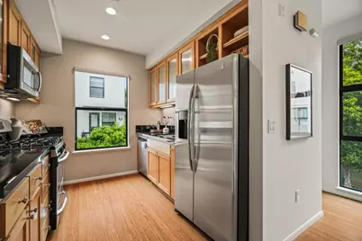 1202 66th St, Oakland, CA 94608 - Photo 10