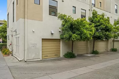 1202 66th St, Oakland, CA 94608 - Photo 26