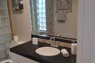 2100 Madera Rd, Sacramento, CA 95825 - Photo 8