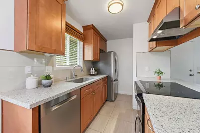 34709 Alvarado Niles Rd 4, Union City, CA 94587 - Photo 6