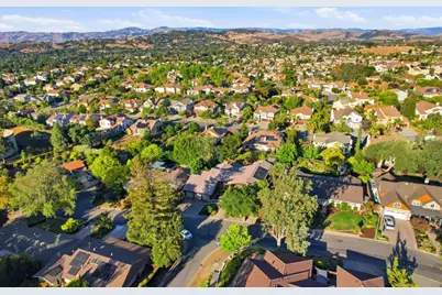 7142 Echo Ridge Dr, San Jose, CA 95120 - Photo 56