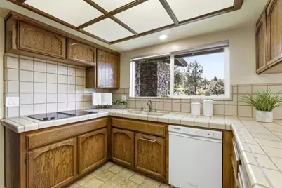 7142 Echo Ridge Dr, San Jose, CA 95120 - Photo 14
