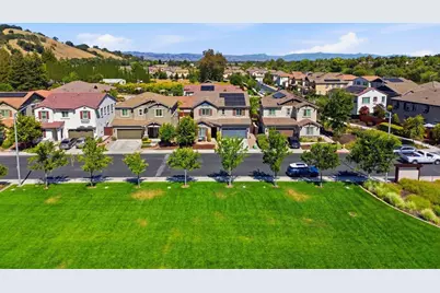 7894 Mustard Seed Way, Gilroy, CA 95020 - Photo 58