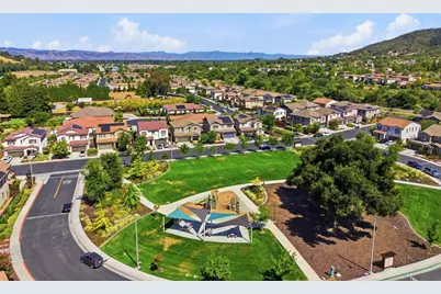 7894 Mustard Seed Way, Gilroy, CA 95020 - Photo 6