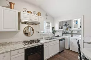 312 E Oakwood Blvd, Redwood City, CA 94061 - Photo 64