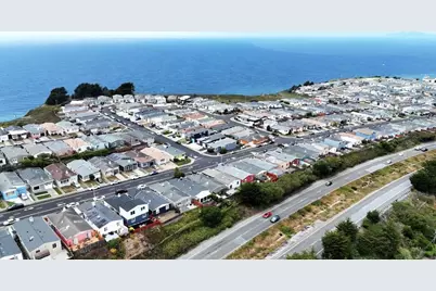 715 Skyline Dr, Daly City, CA 94015 - Photo 26