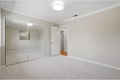 6585 Rolling Oaks Dr, San Jose, CA 95120 - Photo 32