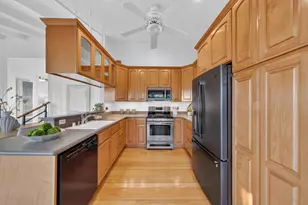 146 Hilton Ln, Pacifica, CA 94044 - Photo 14