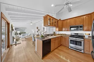 146 Hilton Ln, Pacifica, CA 94044 - Photo 12