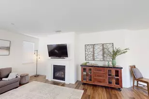 450 Thistle St, Hollister, CA 95023 - Photo 16