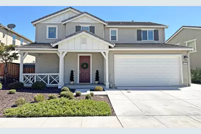 450 Thistle St, Hollister, CA 95023 - Photo 4