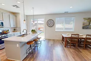 450 Thistle St, Hollister, CA 95023 - Photo 10