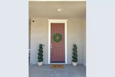 450 Thistle St, Hollister, CA 95023 - Photo 6