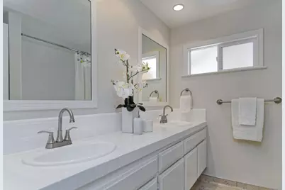 7046 Calcaterra Dr, San Jose, CA 95120 - Photo 26