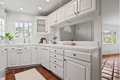 210 Park Ave, Santa Cruz, CA 95062 - Photo 14