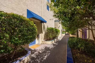 2559 Park Blvd M101, Palo Alto, CA 94306 - Photo 2