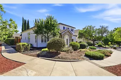 4609 Middle Park Dr, San Jose, CA 95135 - Photo 4