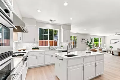 4609 Middle Park Dr, San Jose, CA 95135 - Photo 10