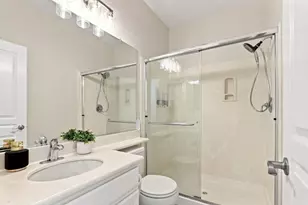 4609 Middle Park Dr, San Jose, CA 95135 - Photo 22