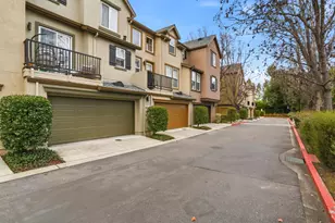 70 Towne Cir, Mountain View, CA 94040 - Photo 32