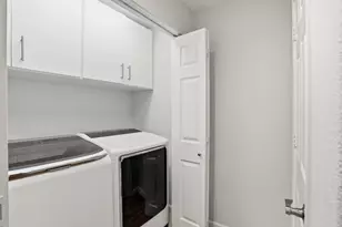 70 Towne Cir, Mountain View, CA 94040 - Photo 30