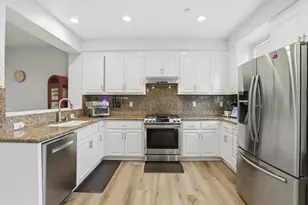 70 Towne Cir, Mountain View, CA 94040 - Photo 8