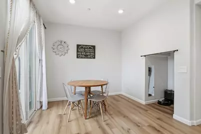70 Towne Cir, Mountain View, CA 94040 - Photo 12