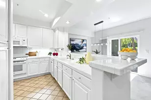 860 Meridian Bay Ln 143, Foster City, CA 94404 - Photo 6