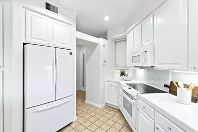 860 Meridian Bay Ln 143, Foster City, CA 94404 - Photo 8