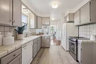 1585 Union Ave, Redwood City, CA 94061 - Photo 20