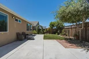545 San Joaquin Ct, Hollister, CA 95023 - Photo 24