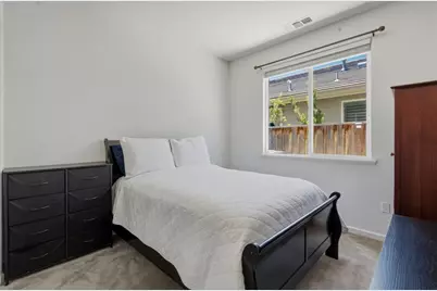 545 San Joaquin Ct, Hollister, CA 95023 - Photo 18