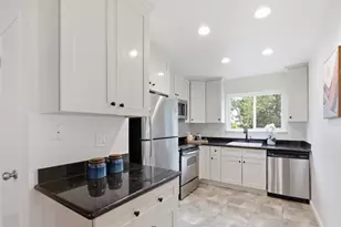 1547 Four Oaks Cir, San Jose, CA 95131 - Photo 4