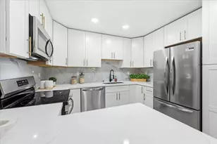 2700 Oak Rd 11, Walnut Creek, CA 94597 - Photo 12