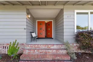 912 Viewridge Dr, San Mateo, CA 94403 - Photo 10
