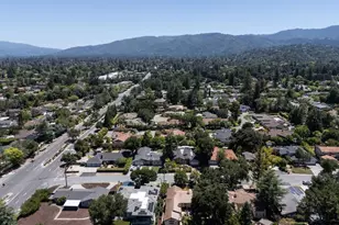 20555 Carniel Ave, Saratoga, CA 95070 - Photo 38