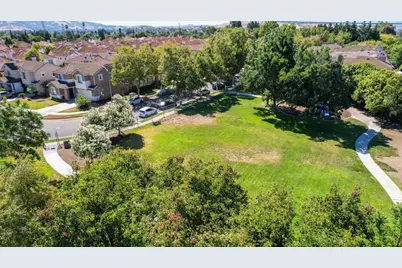2216 Pettigrew Dr, San Jose, CA 95148 - Photo 50