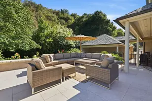 25355 La Loma Dr, Los Altos Hills, CA 94022 - Photo 28