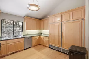 25355 La Loma Dr, Los Altos Hills, CA 94022 - Photo 48