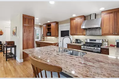 81 Franklin Cir, San Juan Bautista, CA 95045 - Photo 12