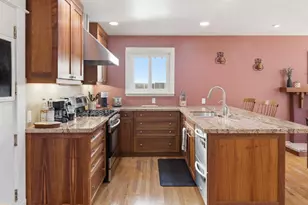 81 Franklin Cir, San Juan Bautista, CA 95045 - Photo 10