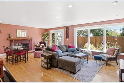 81 Franklin Cir, San Juan Bautista, CA 95045 - Photo 2
