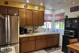 8412 Cleta St, Downey, CA 90241 - Photo 64