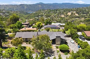 1176 Tournament Dr, Hillsborough, CA 94010 - Photo 34